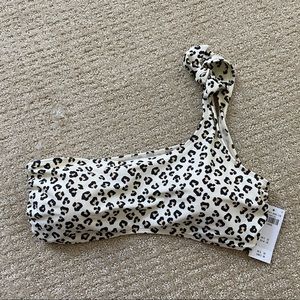 ✨ NWT ABERCROMBIE BIKINI TOP